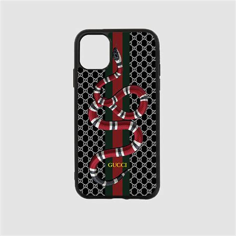 gucci snake case iphone 11|Gucci iPhone 11 folio case.